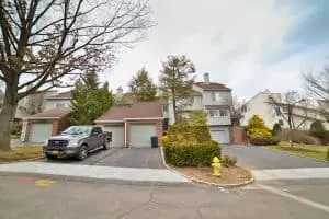 Townhouses Lake Isle